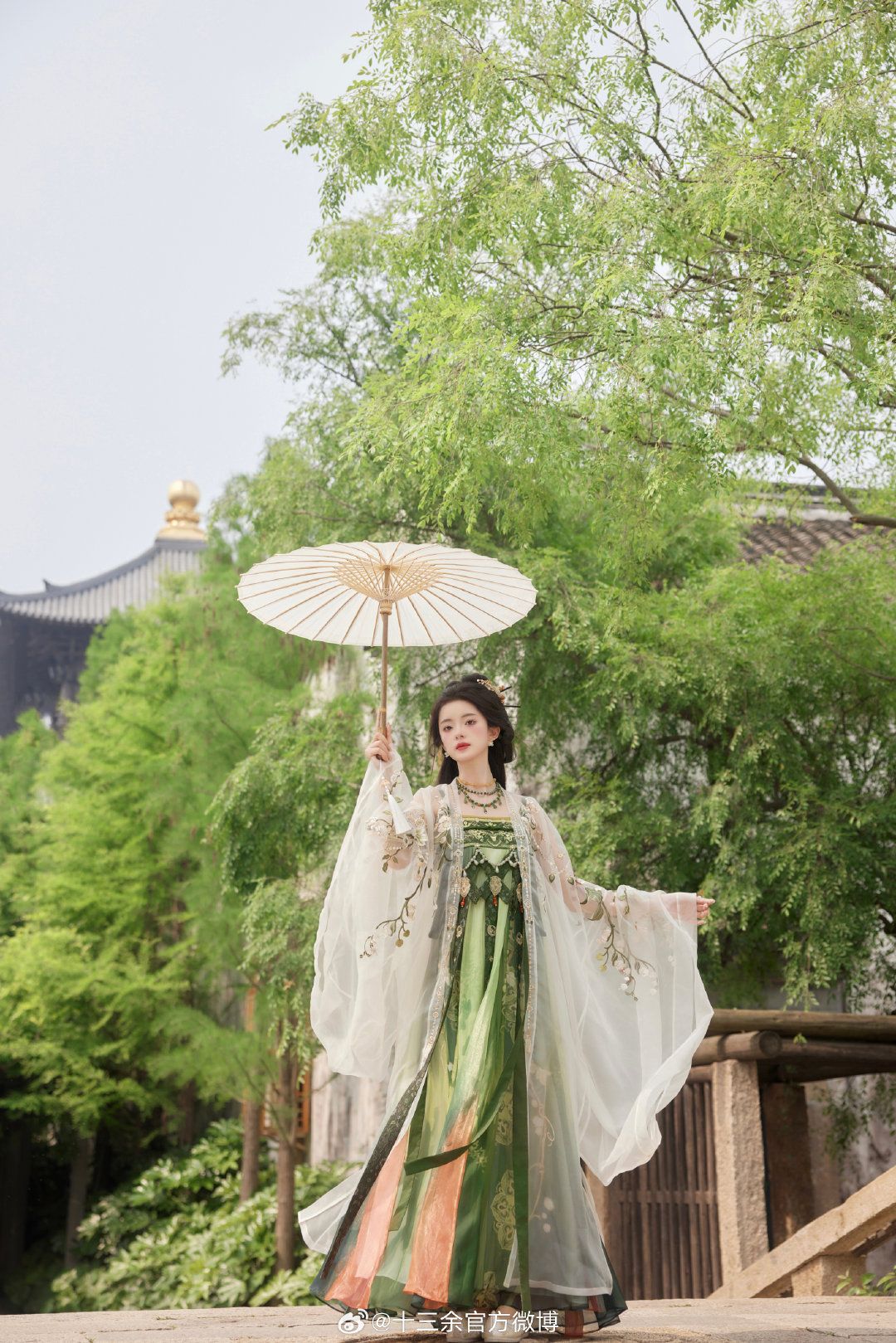 Chinese New Year Celebration in Traditional Hanfu Dress:A Girls Qipao Cheongsam Chinese New Year Celebration in Traditional Hanfu Dress:A Girls Qipao Cheongsam