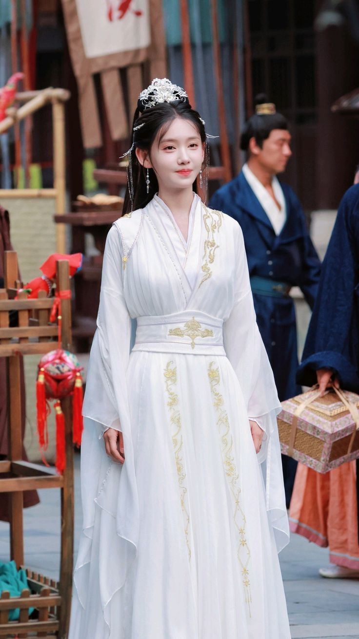 Traditional Charm of Girls Cheongsam Made of Cotton and Linen Traditional Charm of Girls Cheongsam Made of Cotton and Linen