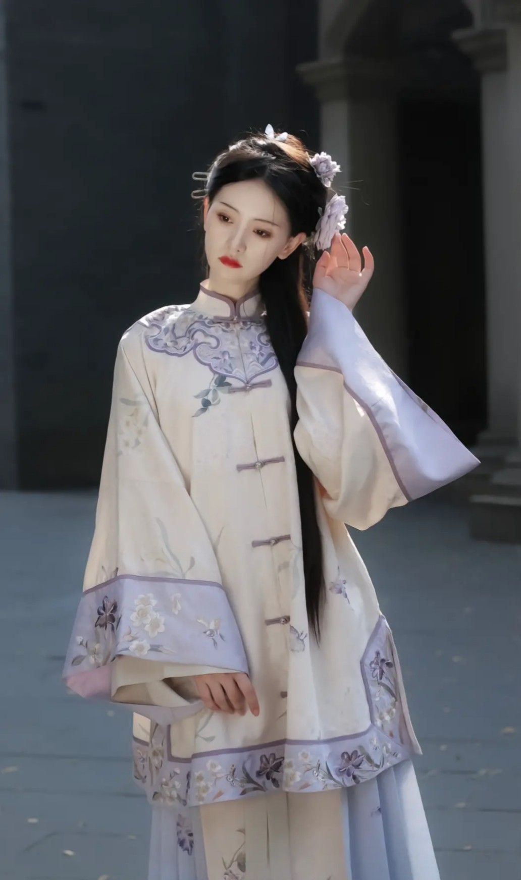 Ancient Costume Styling:The Role of Wig Caps in Creating Traditional Looks Ancient Costume Styling:The Role of Wig Caps in Creating Traditional Looks