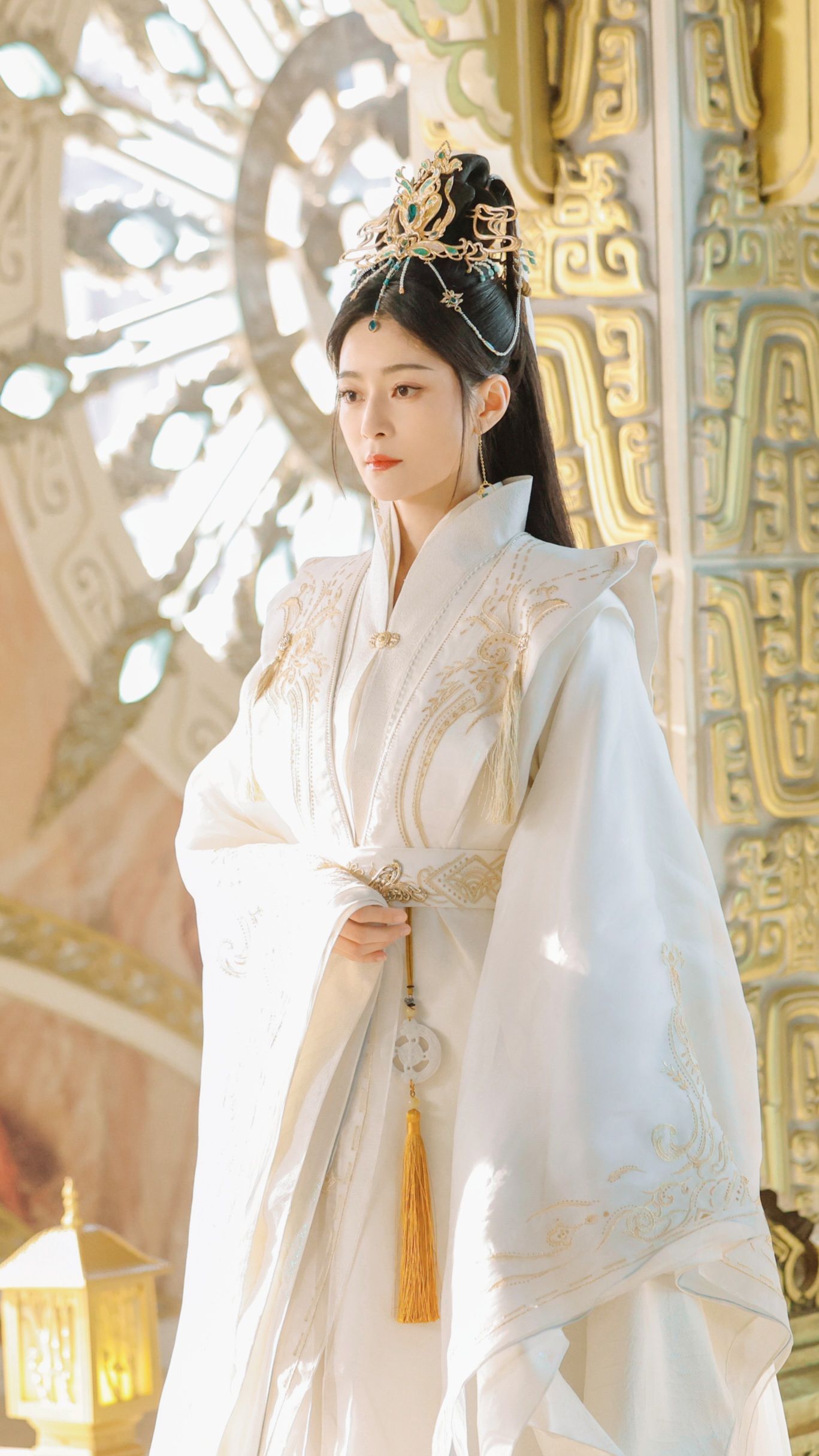 Winter Childrens Traditional Chinese Cheongsam:A Fashionable and Warm Choice Winter Childrens Traditional Chinese Cheongsam:A Fashionable and Warm Choice