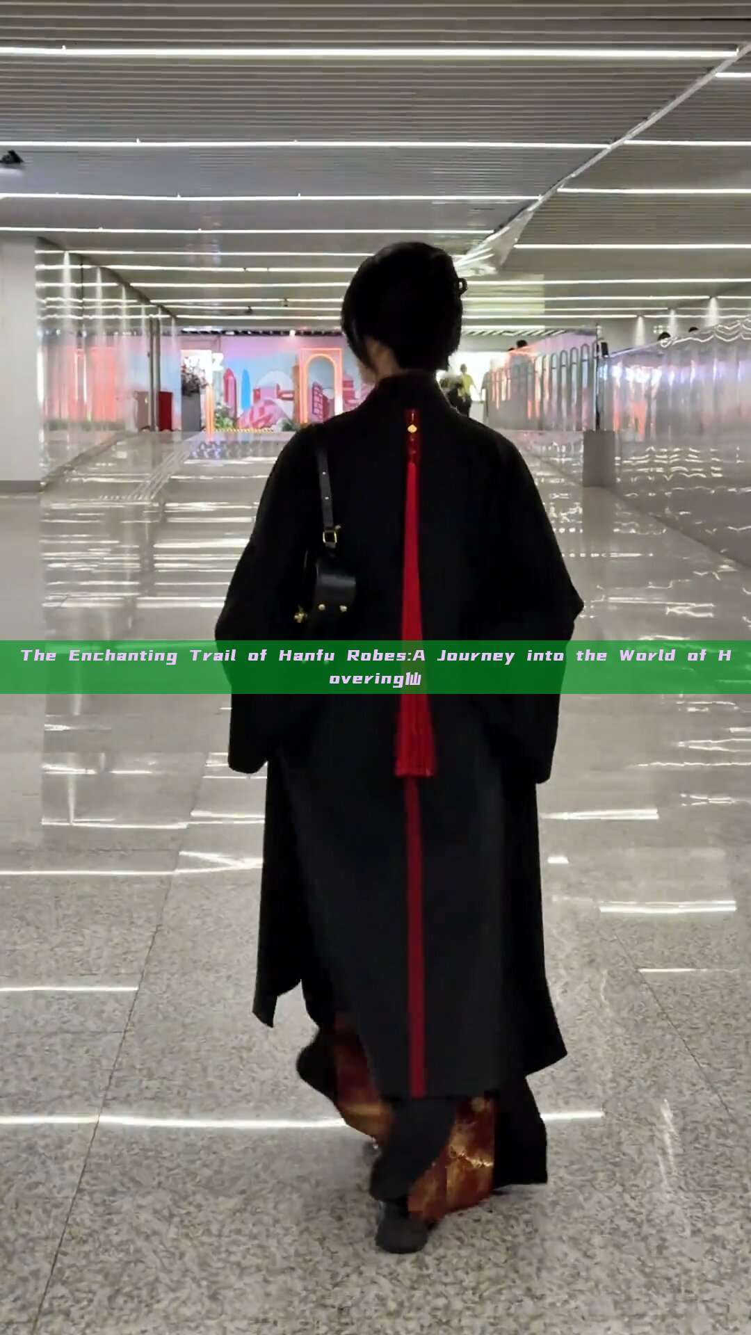 The Enchanting Trail of Hanfu Robes:A Journey into the World of Hovering仙氣 The Enchanting Trail of Hanfu Robes:A Journey into the World of Hovering仙氣