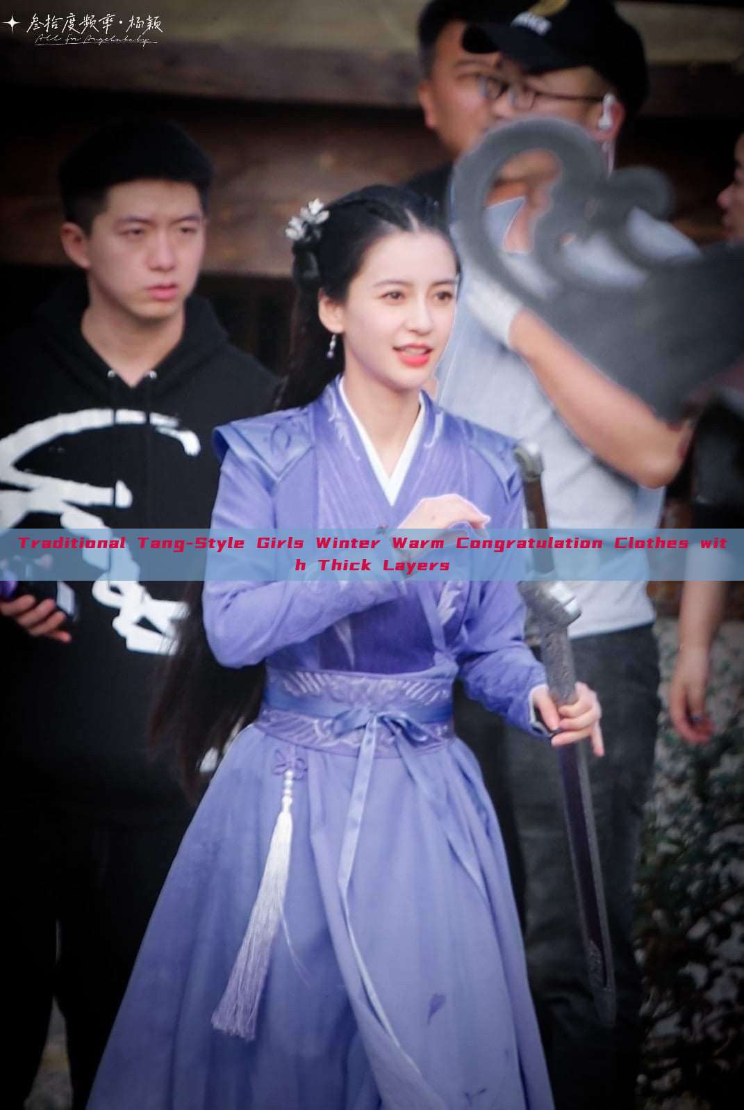 Traditional Tang-Style Girls Winter Warm Congratulation Clothes with Thick Layers Traditional Tang-Style Girls Winter Warm Congratulation Clothes with Thick Layers