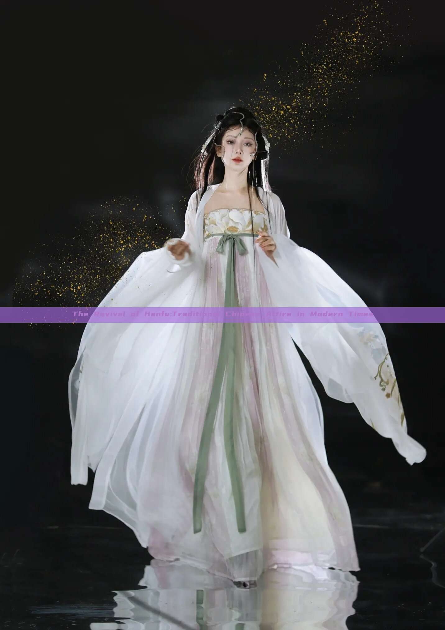 The Revival of Hanfu:Traditional Chinese Attire in Modern Times The Revival of Hanfu:Traditional Chinese Attire in Modern Times